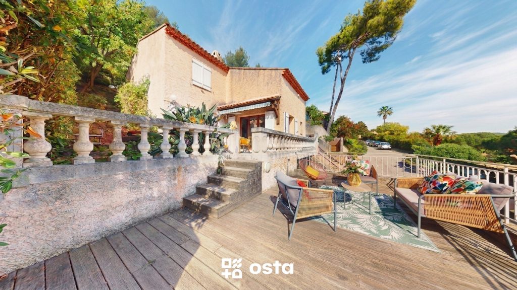 EXCLUSIVITE   HYERES ALMANARRE – Maison vue mer sur les Îles d’Or  – 3 Chambres