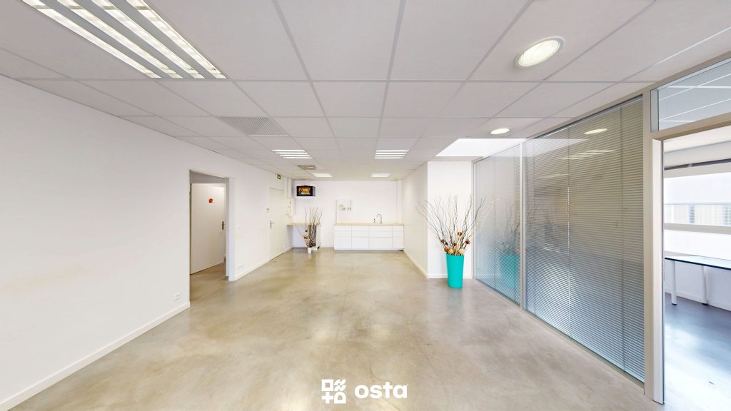 EXCLUSIVITE vente de bureaux professionnels La Moutonne – 160m2 + places de parking