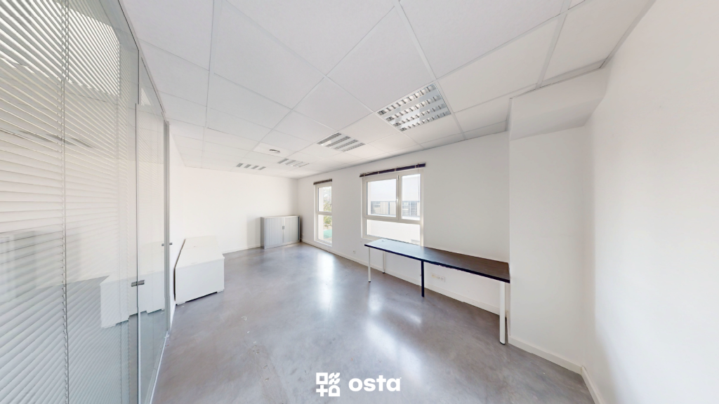 EXCLUSIVITE vente de bureaux professionnels La Moutonne – 160m2 + places de parking